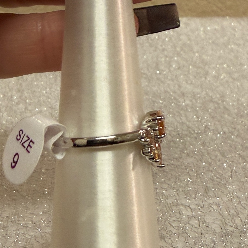Bomb Party Ring - Picture 4 of 4